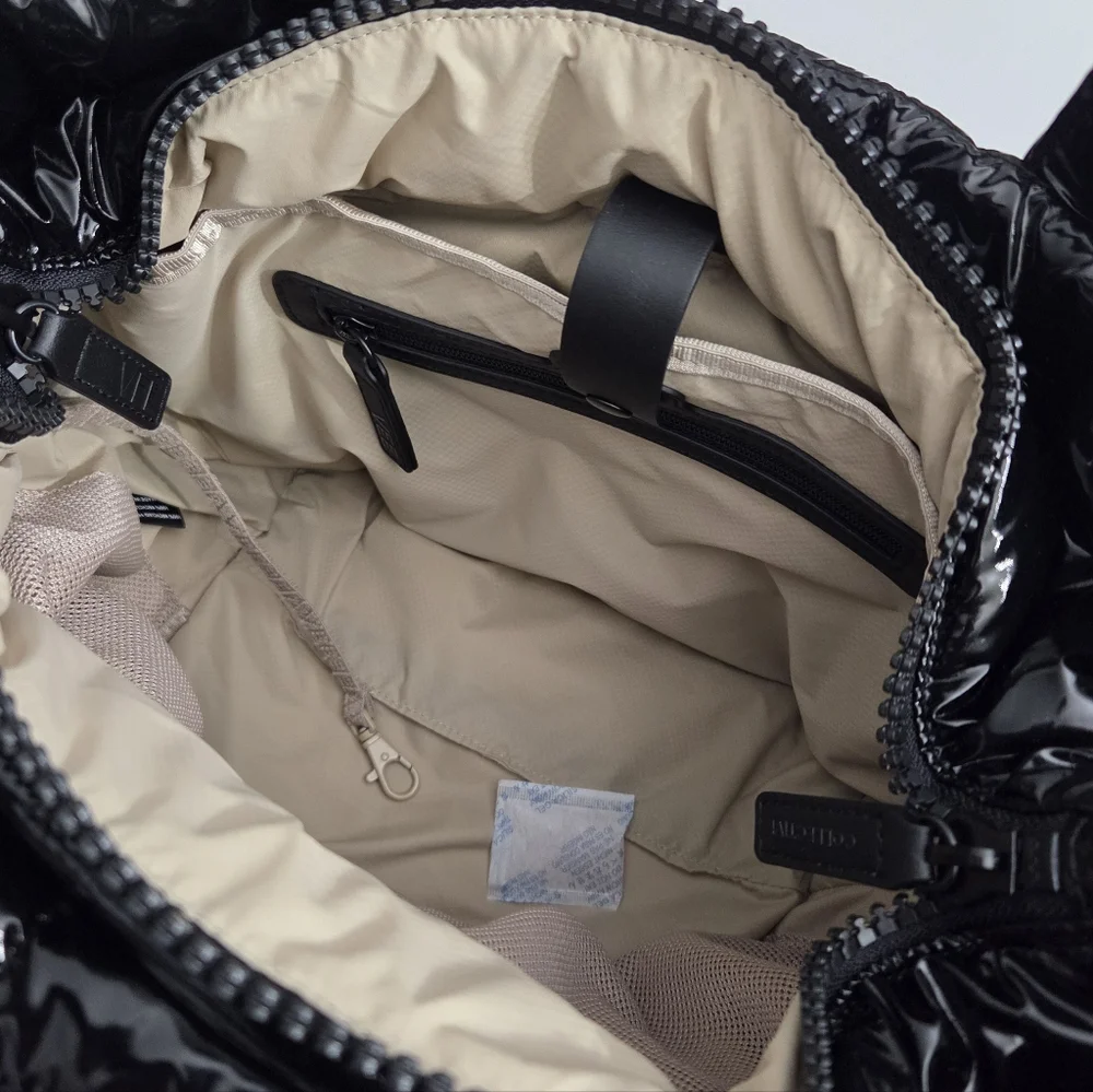 NWT VEE COLLECTIVE PORTER SMALL TOTE BAG - BLACK VINYL - Picture 9 of 11